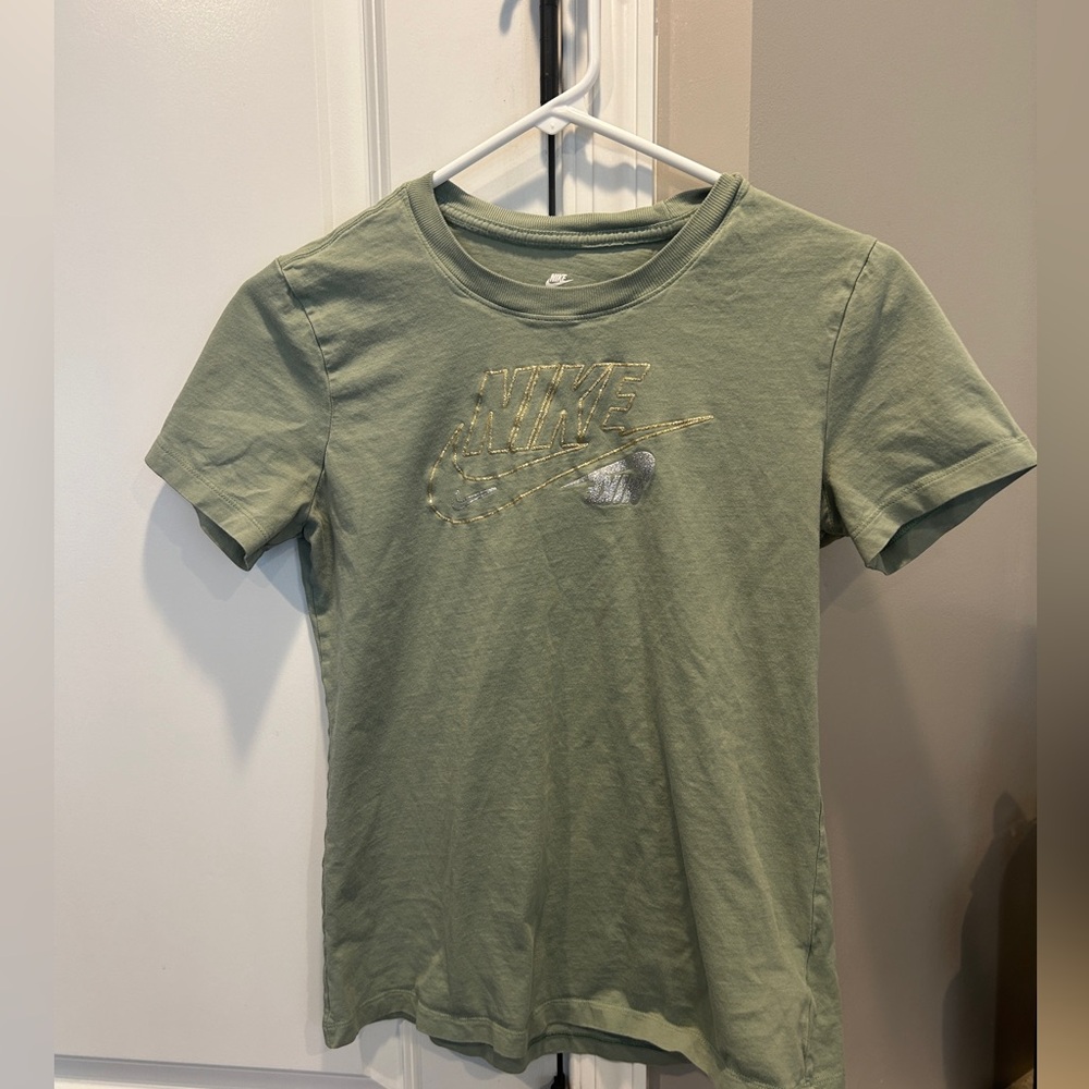 Nike Short Sleeve Tee Shirt Glittery Green Small